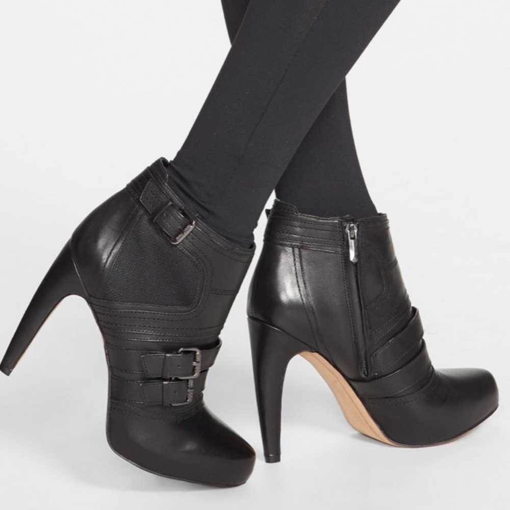 Sam Edelman Kenley Black Bootie Heels Buckles EUC
